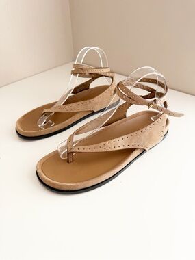 Madewell Eleni Ankle-Wrap Thong Sandals in suede with grommets size 9